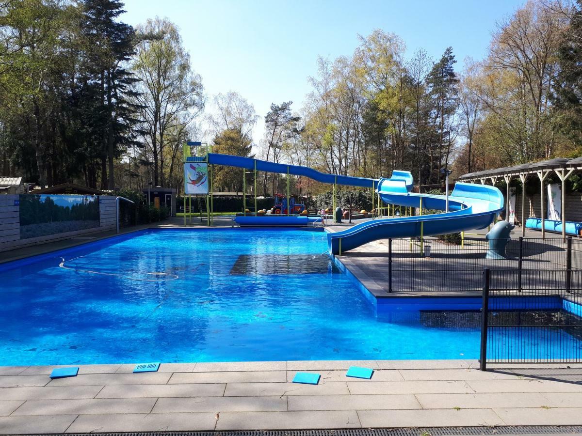 Boshuis Turquoise / Smaakvol Genieten Op De Veluwe Hoenderloo Exterior foto