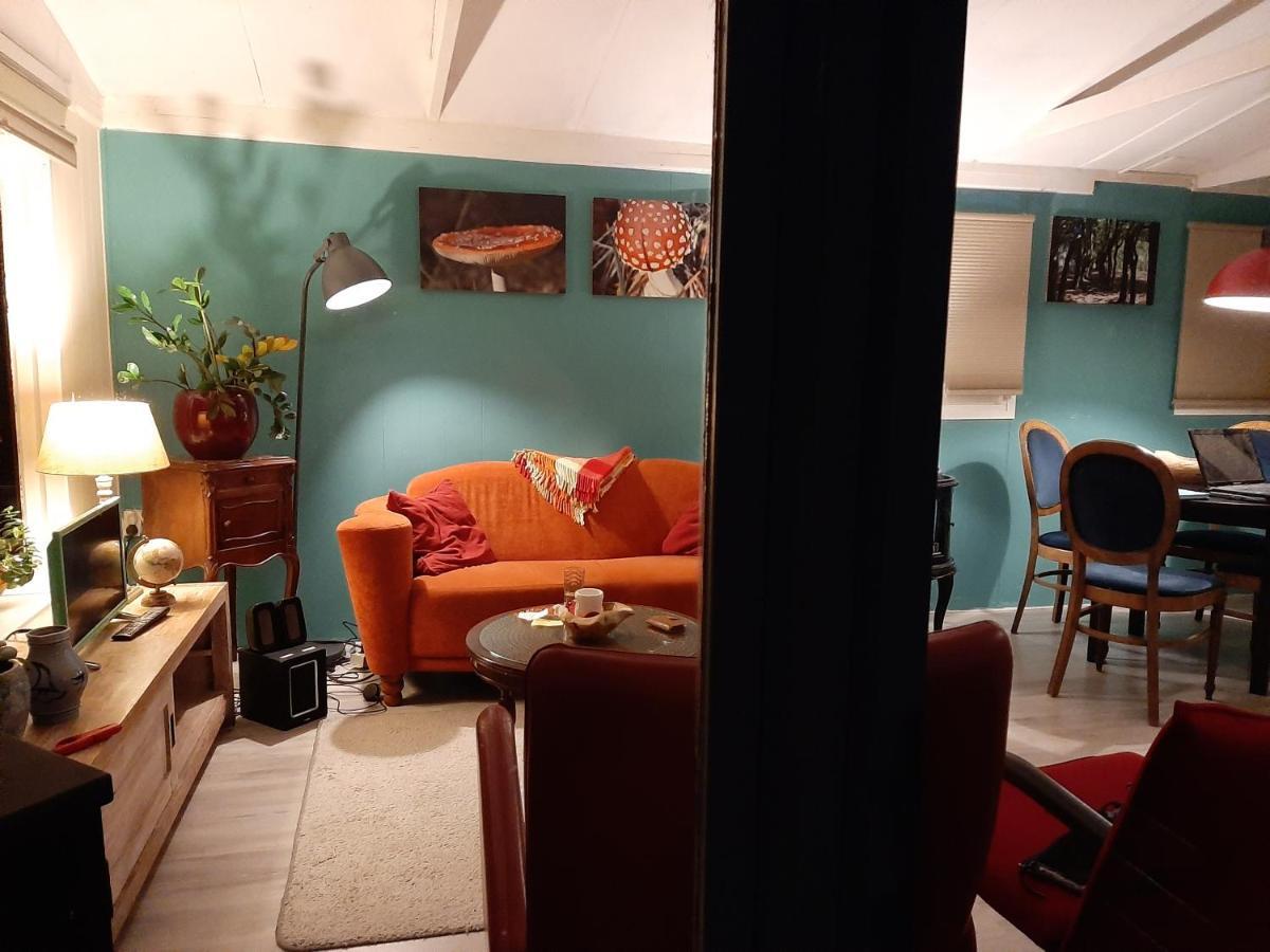 Boshuis Turquoise / Smaakvol Genieten Op De Veluwe Hoenderloo Exterior foto